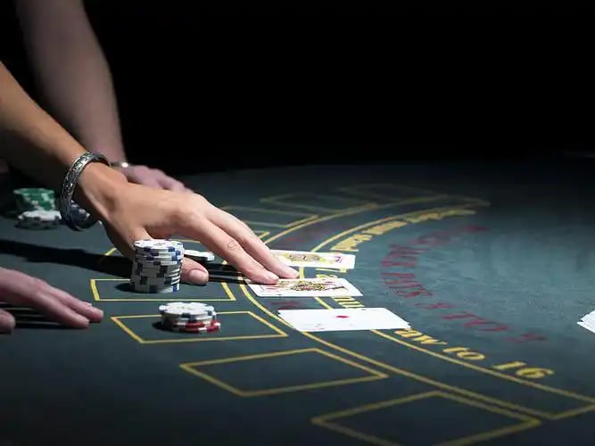 Fitur unggulan aplikasi ezzi88 gameplay mulus dan antarmuka ramah pengguna